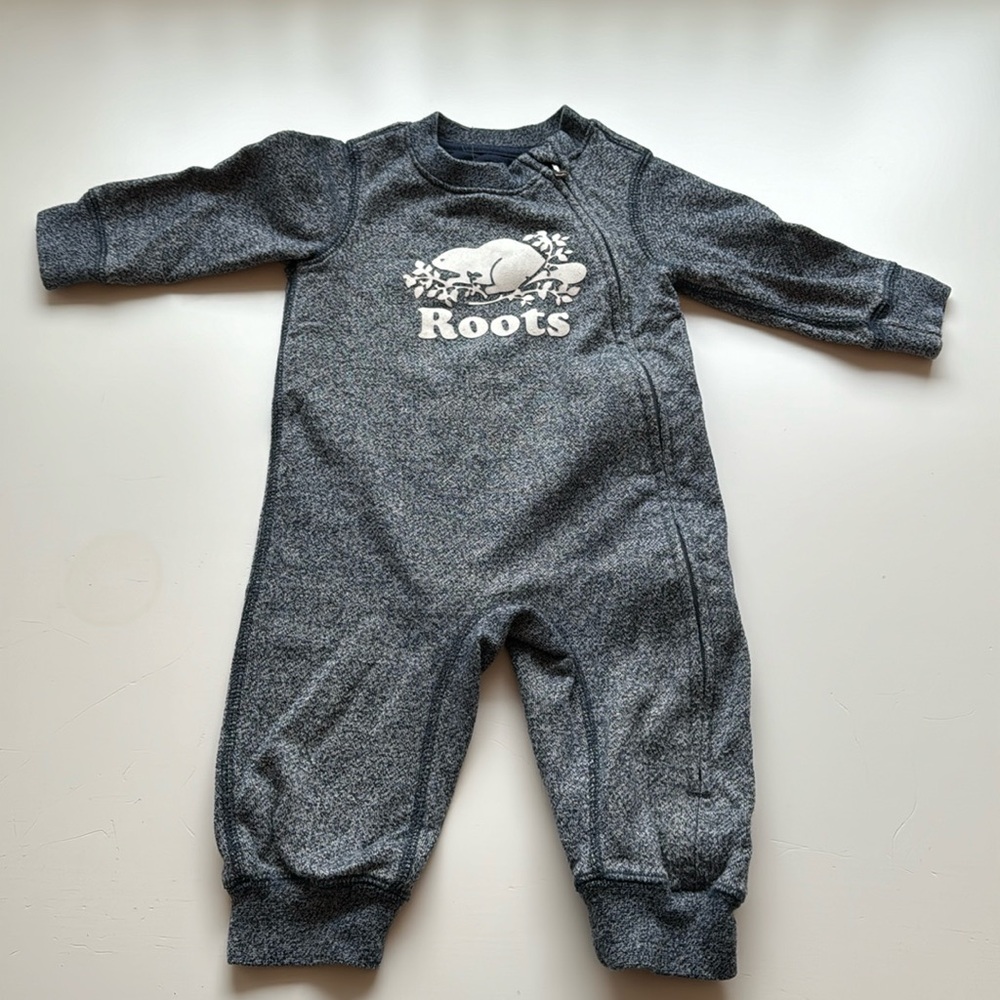 Roots onesie